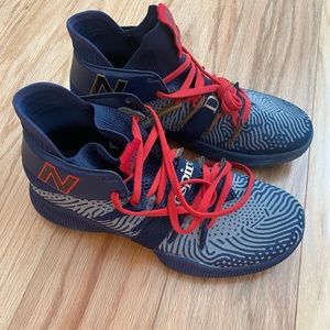 NWOT New Balance Style #: WBOMN 1MK size 8.5 basketball Sneakers